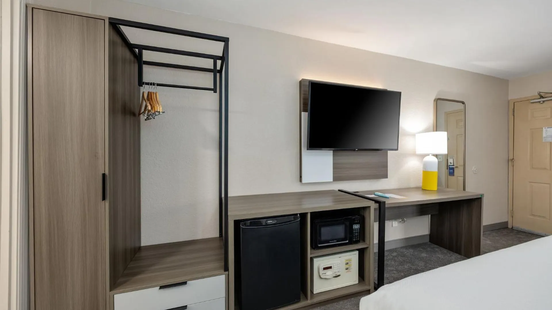 ***  Comfort Inn Downtown Nashville - Music City Center USA